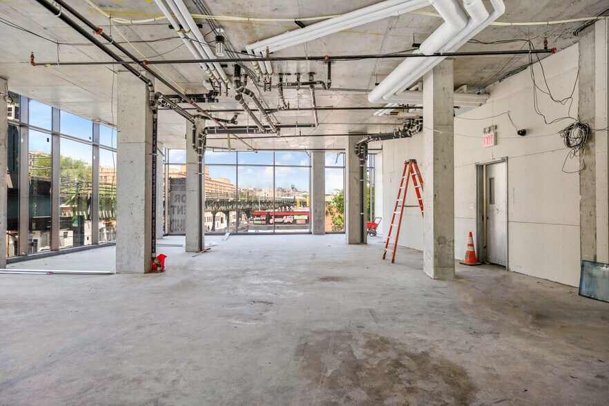 More Photos Of 2 Mount Hope Pl, Bronx Apartments For Lease