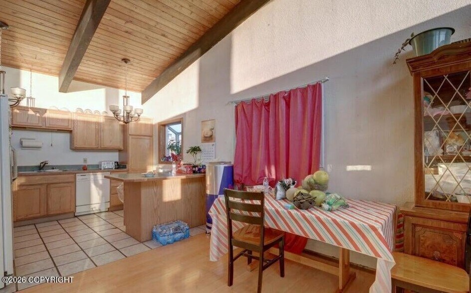 More Photos Of 513 E 15th Ter, Anchorage Apartments For Sale