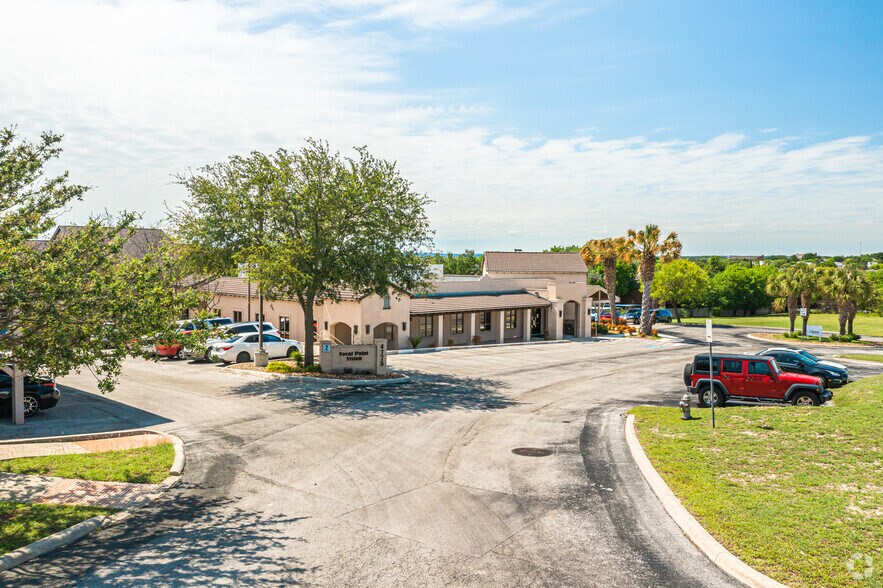 More Photos Of 4775 Hamilton Wolfe Rd, San Antonio Medical For Lease
