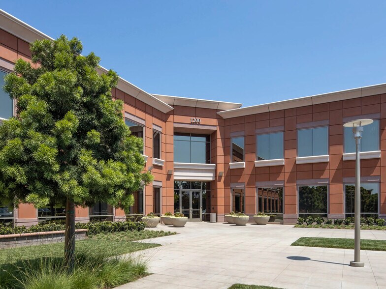 Primary Photo Of 23 Corporate Plaza Dr, Newport Beach Unknown For Lease