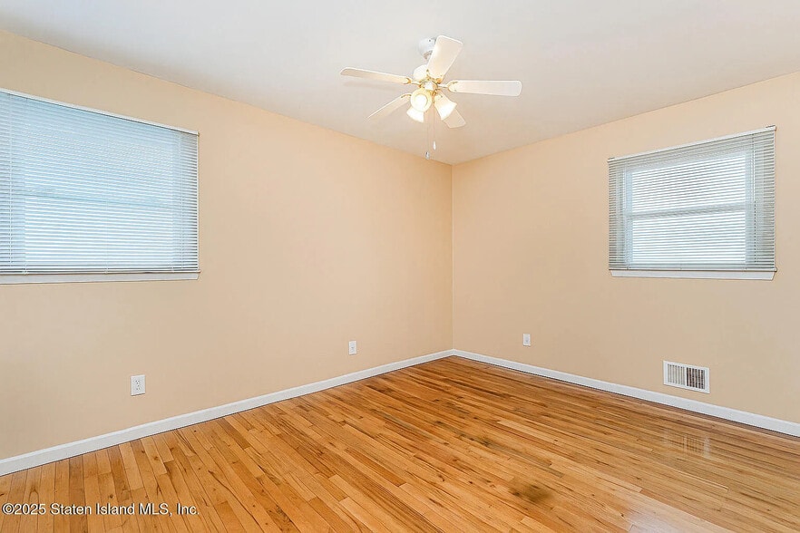 More Photos Of 54 Preston Ave, Staten Island Healthcare For Sale