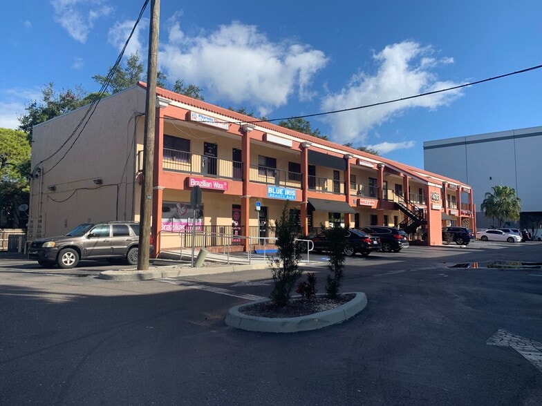 Primary Photo Of 4707 W Gandy Blvd, Tampa Storefront Retail Office For Lease