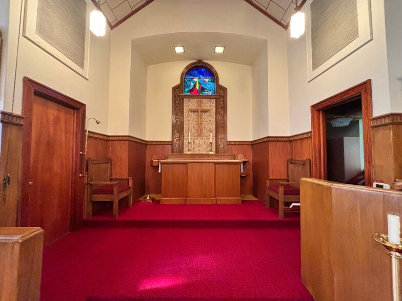 More Photos Of 413 W Farley Ave, Laurens Religious Facility For Sale