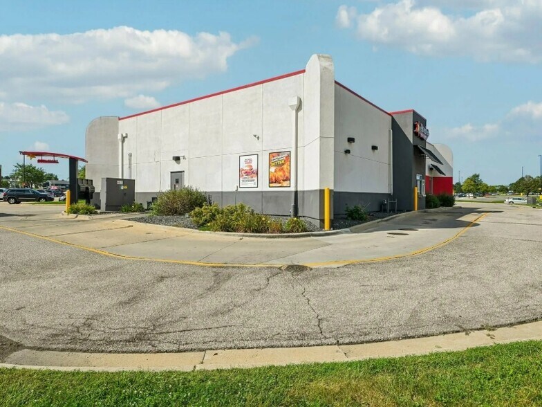 More Photos Of 1410 Flammang Dr, Waterloo Fast Food For Sale