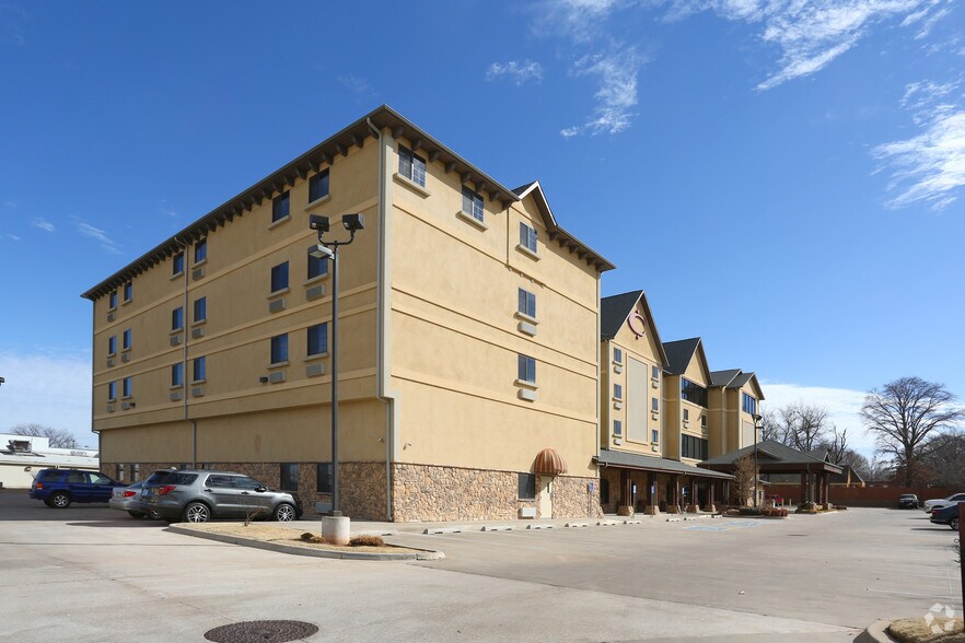 More Photos Of 315 N Husband St, Stillwater Hotel For Sale