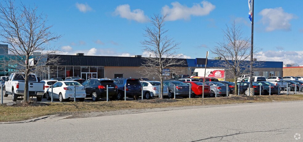 More Photos Of 945 Woodlawn Rd, Guelph Auto Dealership For Lease
