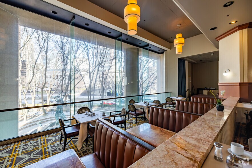 More Photos Of 75 E State St, Columbus Hotel For Sale