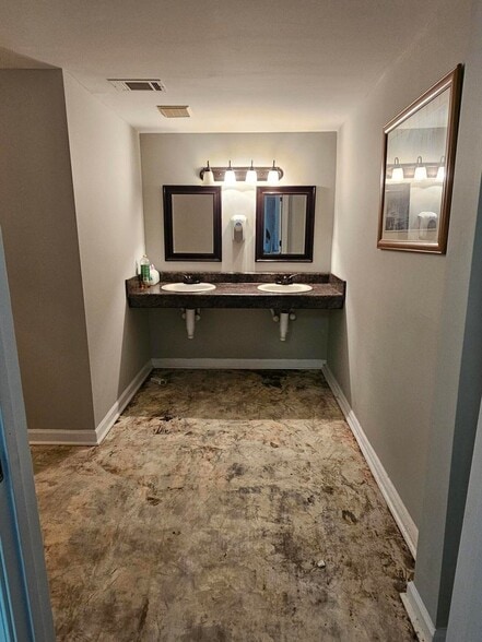 More Photos Of 611 N Washington St, Lincolnton Medical For Lease