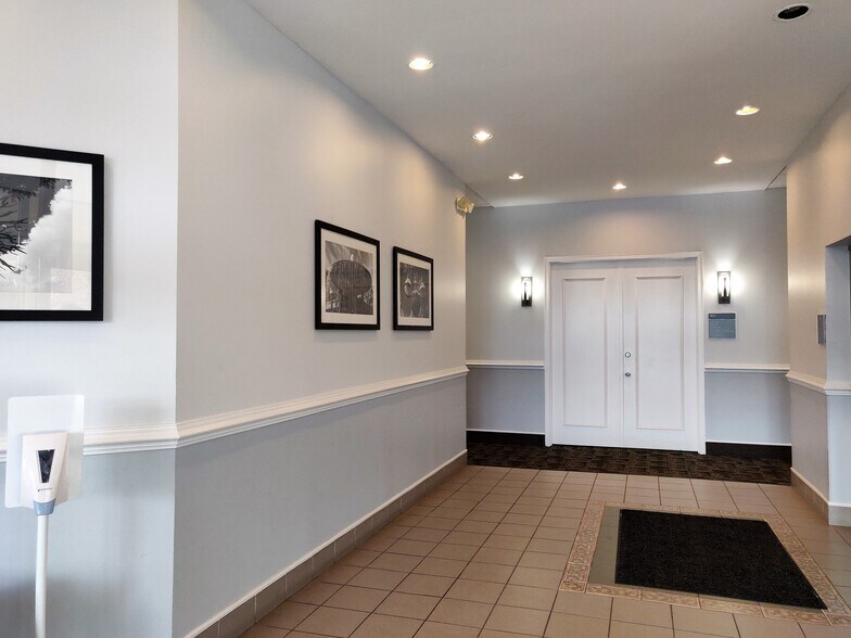 More Photos Of 5570 Sterrett Pl, Columbia Office For Lease