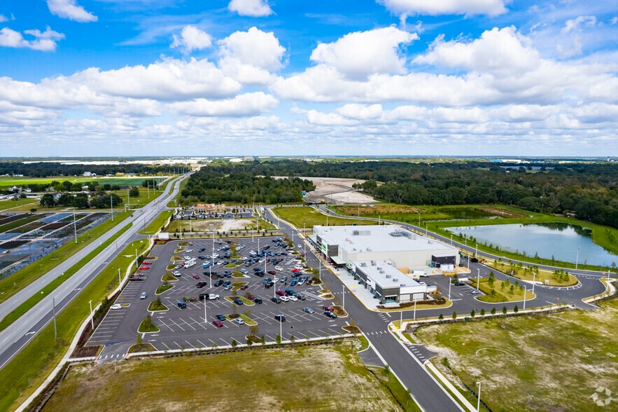 More Photos Of 5140 County Line Rd, Lakeland General Retail For Lease