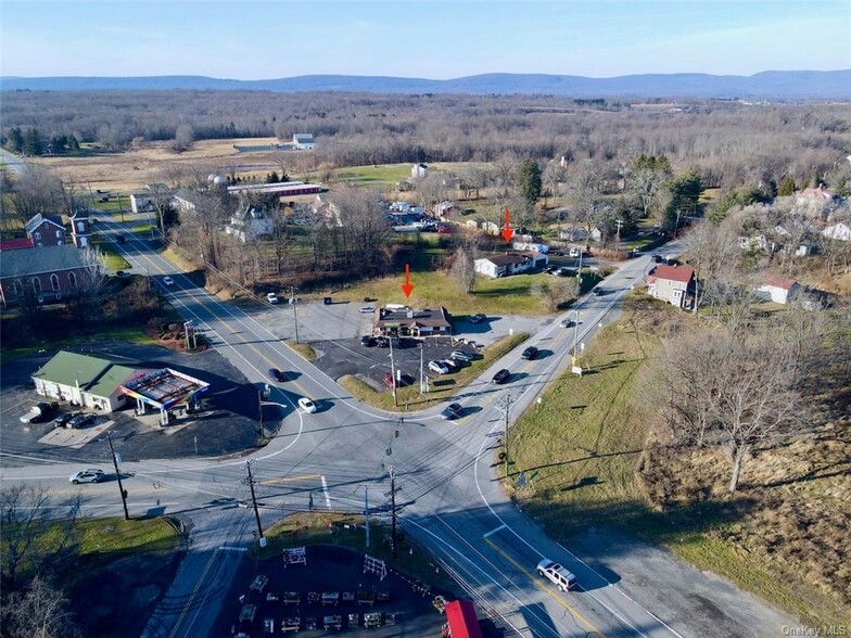 Primary Photo Of 2850 State Route 17K, Middletown Restaurant For Sale