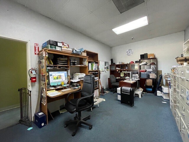 More Photos Of 1011-1021 Mason St, Vacaville Unknown For Lease