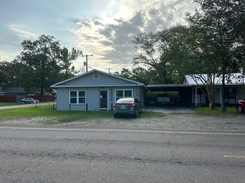 Primary Photo Of 44216 S Range Rd, Hammond Flex For Lease