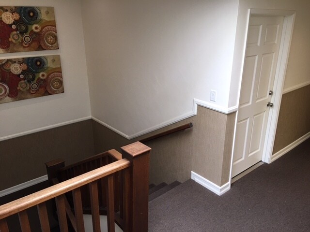 More Photos Of 7540-7542 Fay Ave, La Jolla Storefront Retail Office For Lease