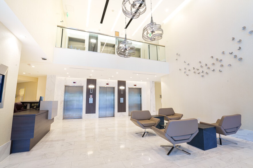 More Photos Of 500 S Australian Ave, West Palm Beach Office For Lease