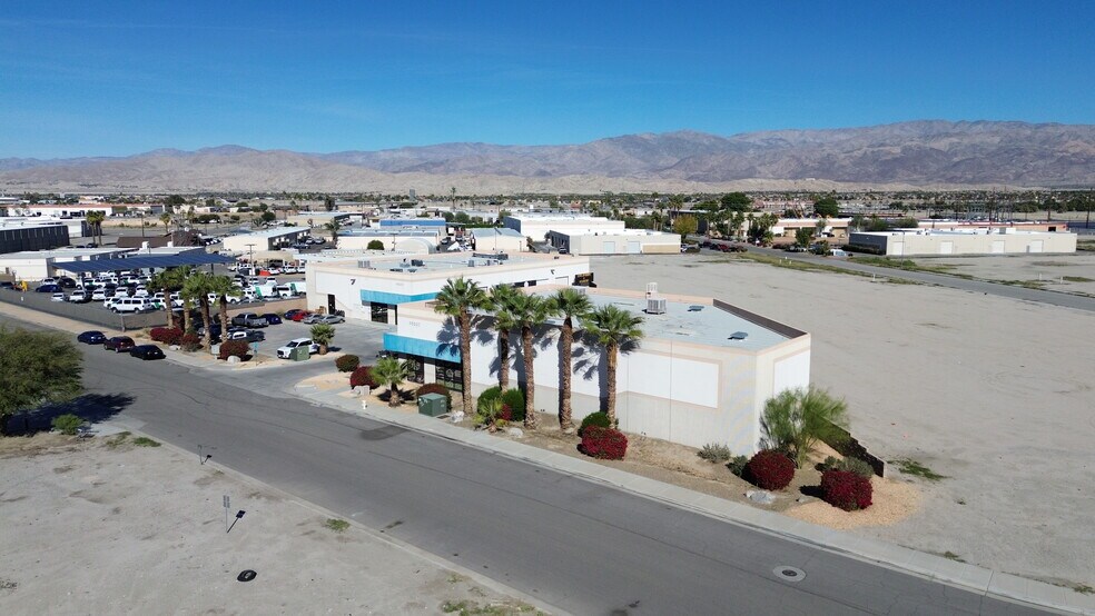 More Photos Of 45920 Commerce St, Indio Warehouse For Lease