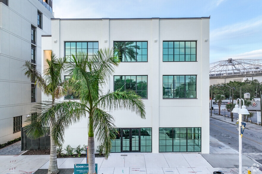 More Photos Of 1246 Central Ave, Saint Petersburg Office For Lease