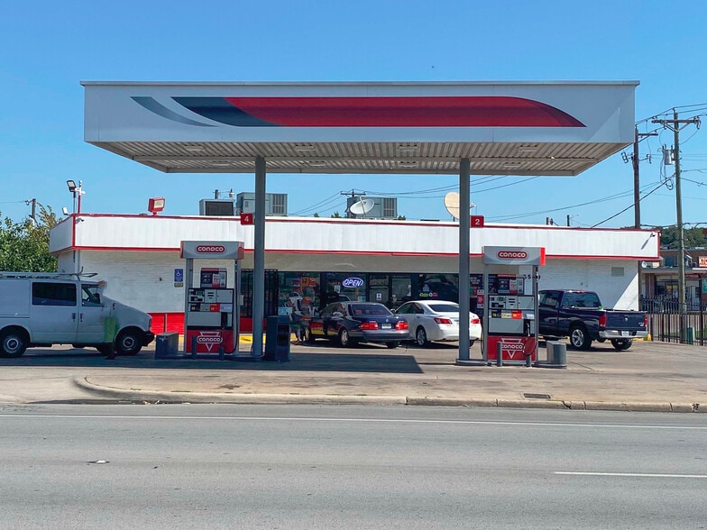 More Photos Of 5549 E Lancaster Ave, Fort Worth Convenience Store For Sale