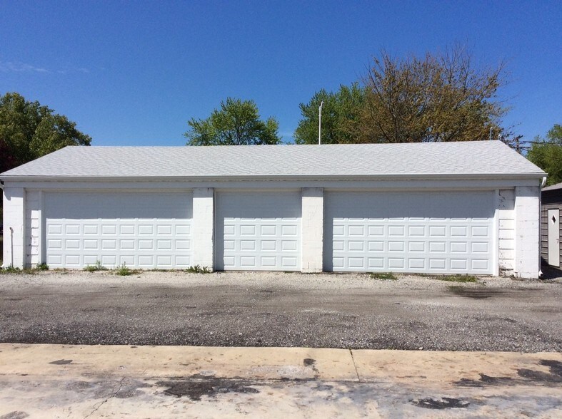 More Photos Of 2701 W 45th Ave, Gary Light Distribution For Lease