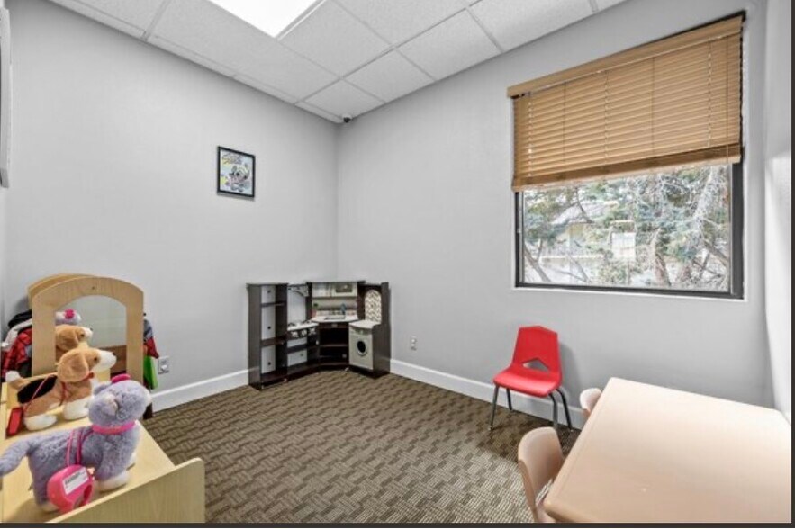 More Photos Of 2793 Skyline Ct, Grand Junction Office For Sale