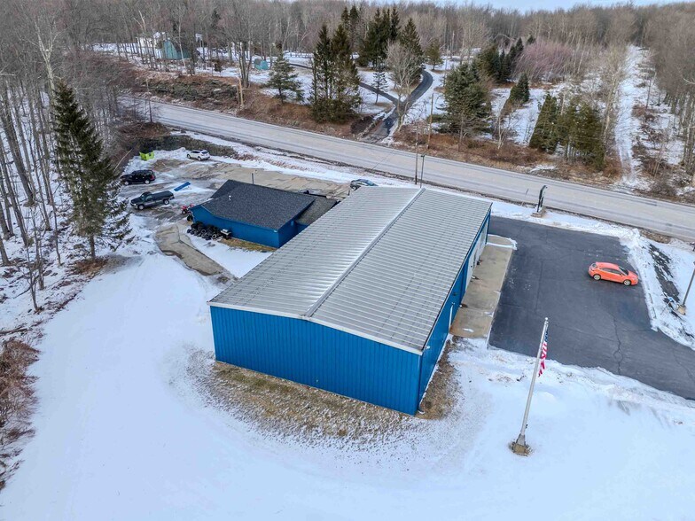 More Photos Of 233 Scranton Pocono Hwy, Moscow Auto Repair For Sale