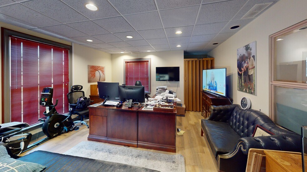 More Photos Of 720 W Main St, Jamestown Medical For Sale