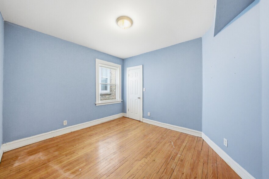 More Photos Of 7352 S Langley Ave, Chicago Apartments For Sale