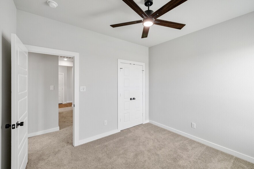 More Photos Of 4059 Clovis St, Midlothian Multifamily For Sale