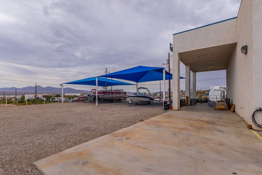 More Photos Of 921 Lake Havasu Ave N, Lake Havasu City Warehouse For Sale