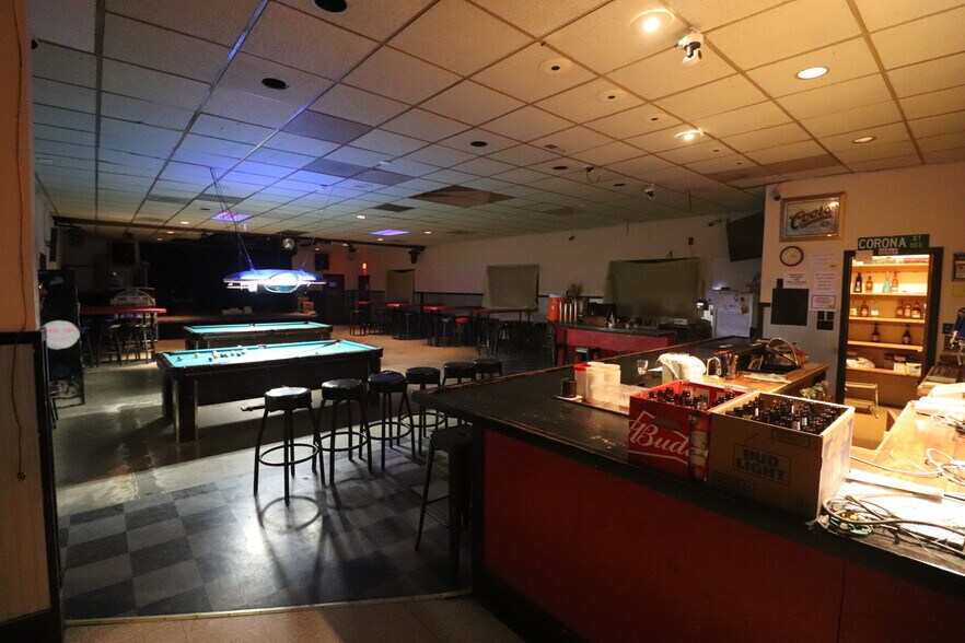 More Photos Of 2425 Oak St, Baker City Restaurant For Sale
