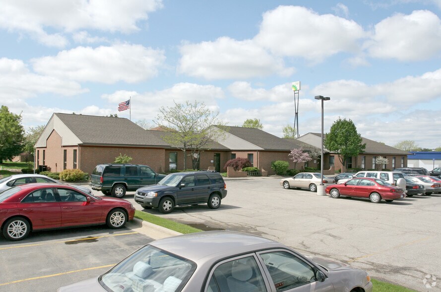 More Photos Of 2205 Jolly Rd, Okemos Office For Sale
