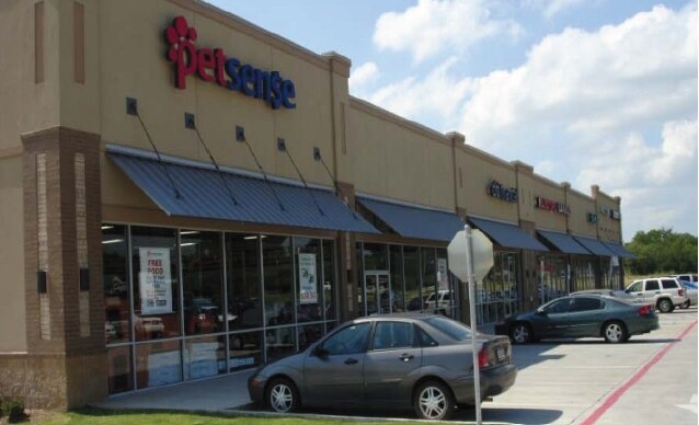 More Photos Of 1707 S Broadway St, Sulphur Springs Storefront For Lease
