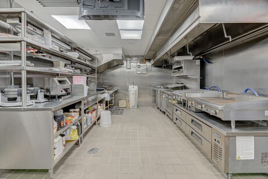 More Photos Of 11101 NW 27th Ave, Miami Restaurant For Sale