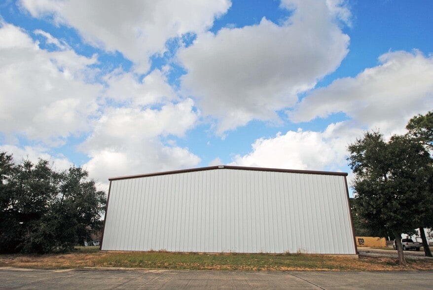 More Photos Of 16403 Old Louetta Rd, Spring Warehouse For Lease