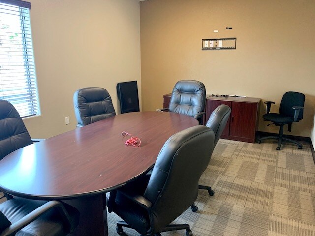 More Photos Of 60 Acoma Blvd S, Lake Havasu City Medical For Lease