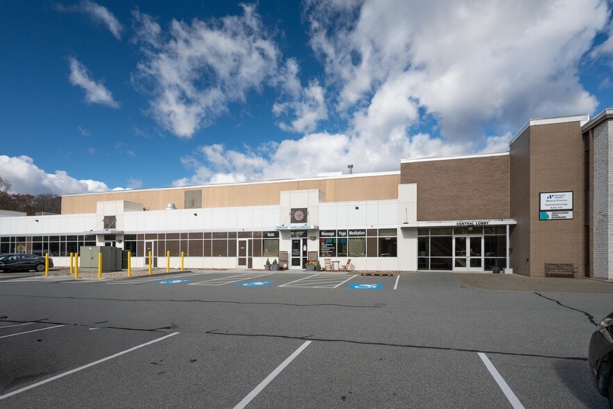 Primary Photo Of 901 Ethan Allen Hwy, Ridgefield Medical For Lease