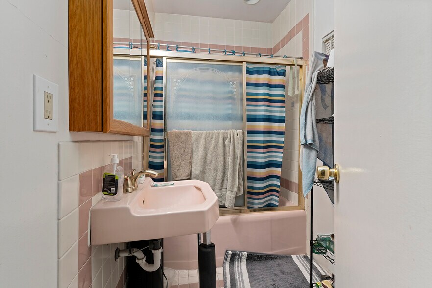 More Photos Of 5680 S 1300 E, Murray Multifamily For Sale