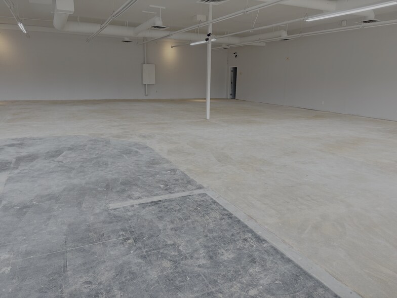 More Photos Of 4301B South Park Dr, Stony Plain Storefront Retail Office For Lease