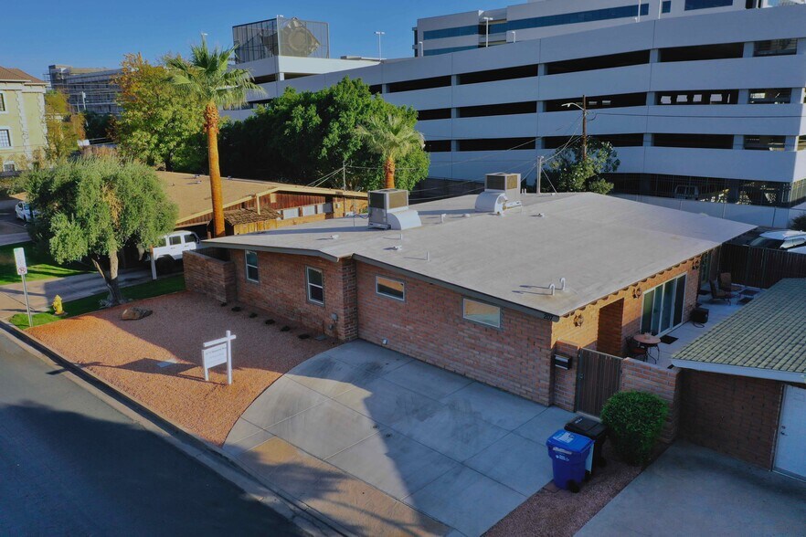 More Photos Of 207 E Monterey Way, Phoenix Office Residential For Sale
