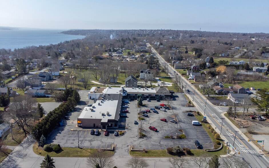 More Photos Of 3001 E Main Rd, Portsmouth Unknown For Lease