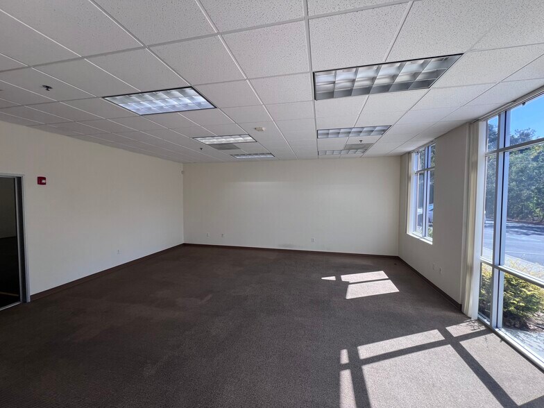 More Photos Of 1116 Cadillac Ct, Milpitas Flex For Sale