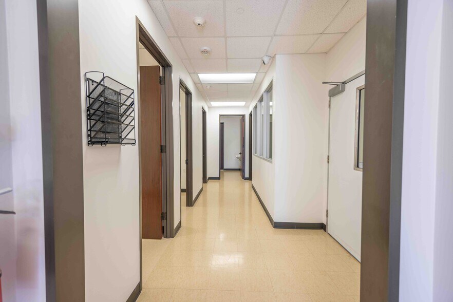 More Photos Of 8721 Highway 6, Missouri City Medical For Lease