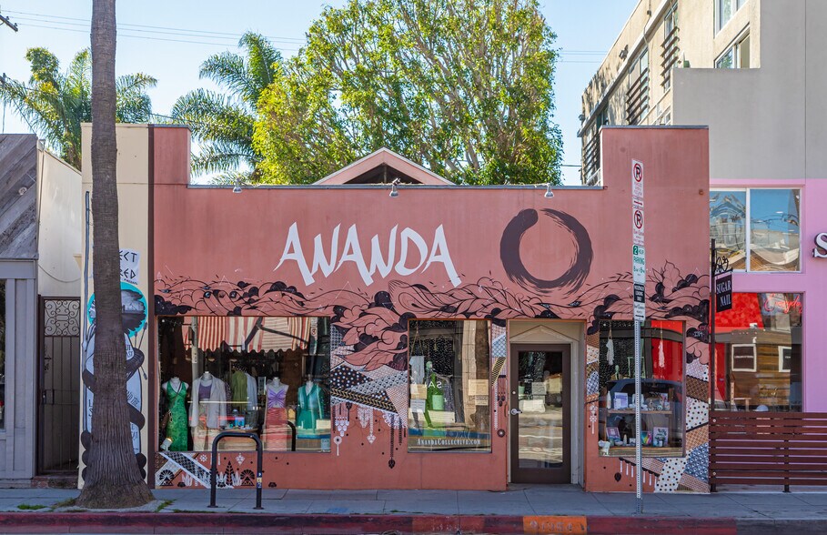 More Photos Of 1354-1358 Abbot Kinney Blvd, Venice Storefront Retail Office For Lease