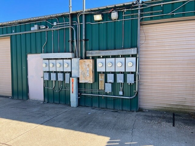 More Photos Of 5920 S General Bruce Dr, Temple Warehouse For Sale