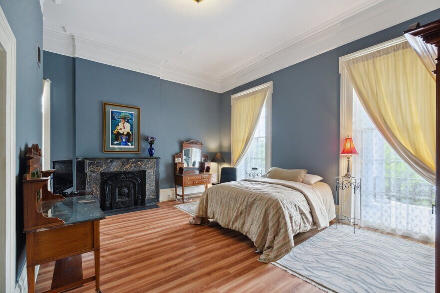 More Photos Of 1410 Jackson Ave, New Orleans Lodge Meeting Hall For Sale