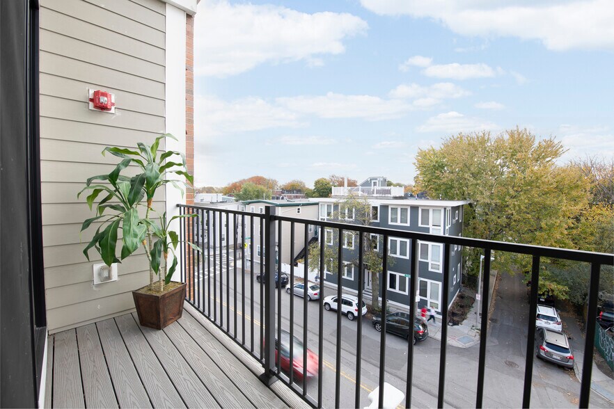 More Photos Of 33-39 Ward St, Boston Apartments For Sale