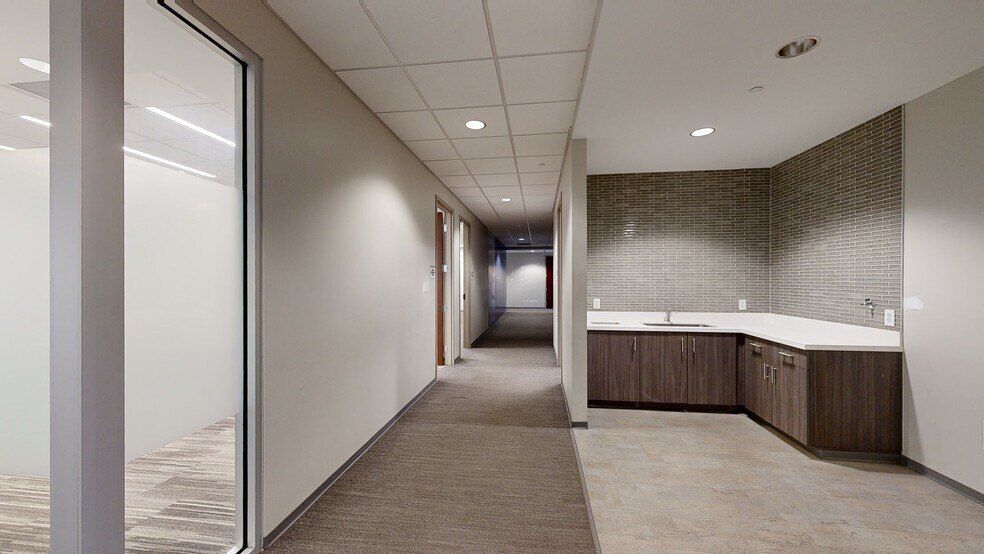 More Photos Of 12470 Telecom Dr, Tampa Office For Lease