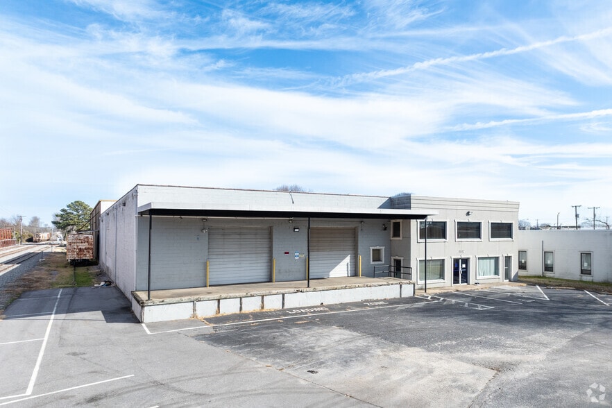 Primary Photo Of 1532 Ingleside Rd, Norfolk Warehouse For Lease