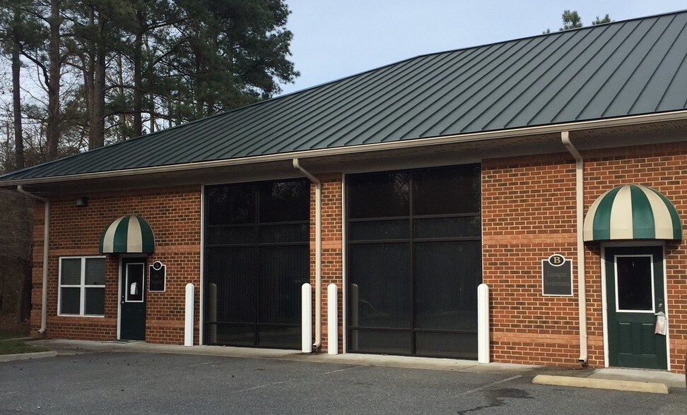 Primary Photo Of 317 Great Bridge Blvd, Chesapeake Flex For Lease