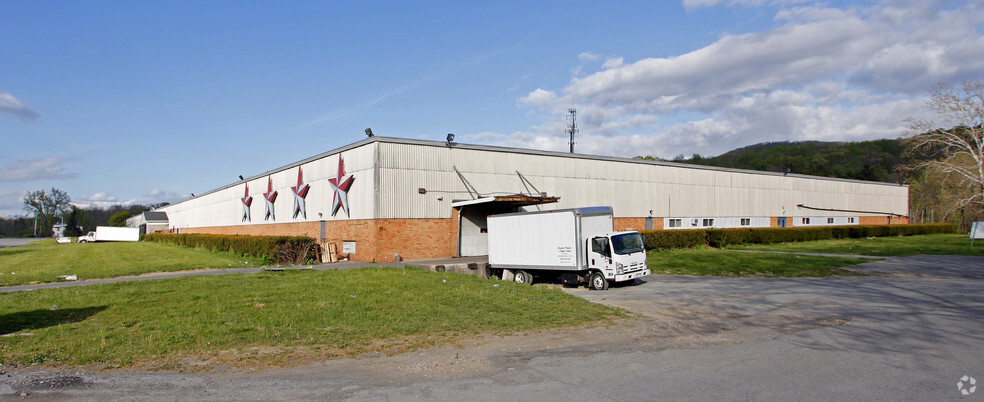 Primary Photo Of 20 Industry Dr, Mountainville Warehouse For Lease